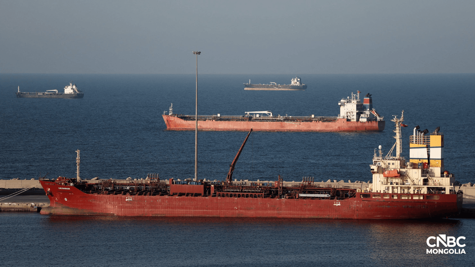 journalist-news-h2qa1